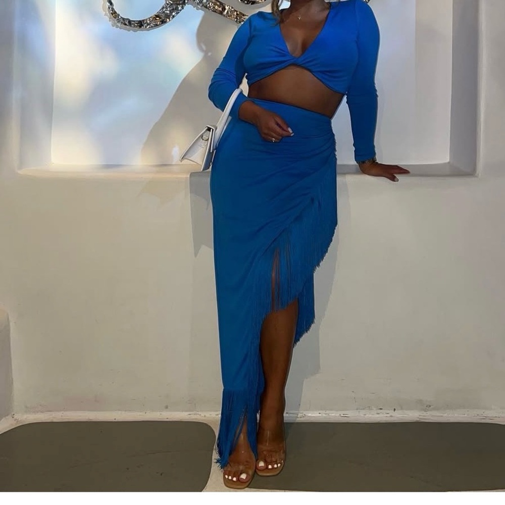 Elegant Blue Fringe Skirt set